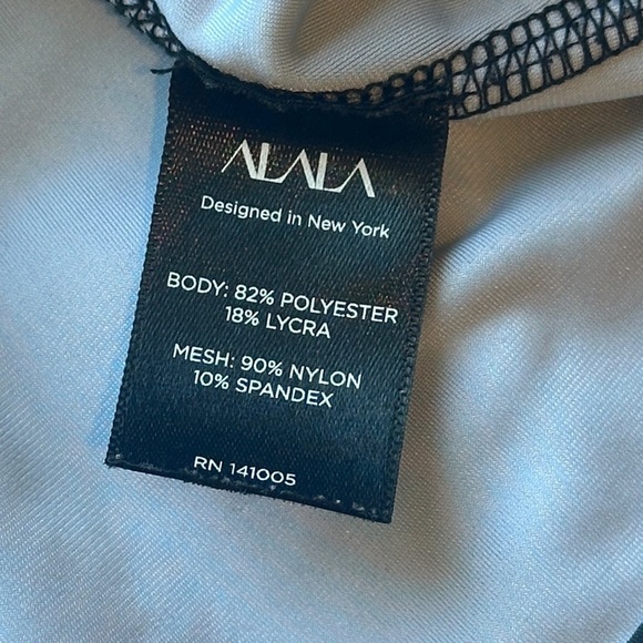 ALALA Clutch Racerback Active Tank Top Revolve in Black Camo Women’s Medium - Picture 7 of 7